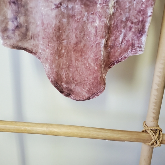 Velvet Top - Picture 2 of 5